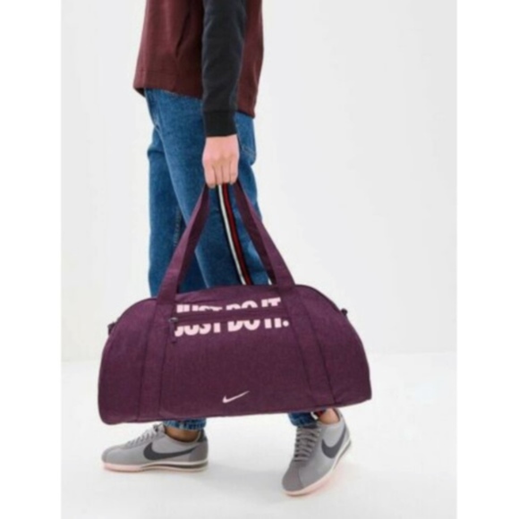 training duffel bag nike gym club